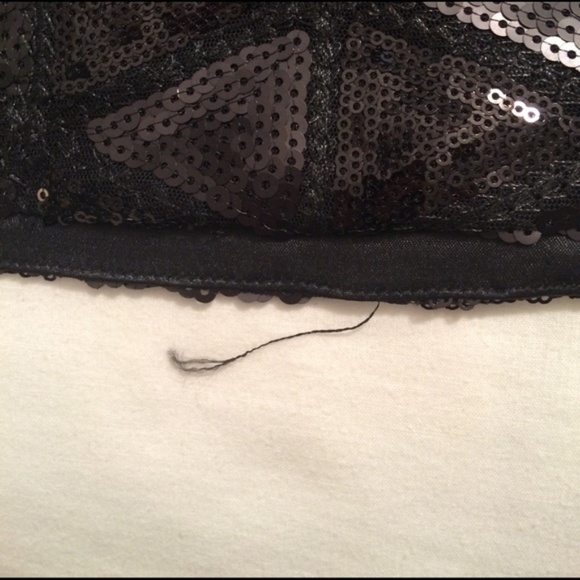 Piperlime l Black Sequin Mini Skirt - Picture 4 of 5